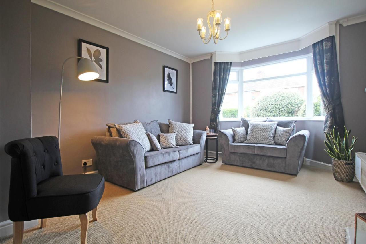 Queens Road - Luxury Spacious Home In Chester Christleton Exterior foto